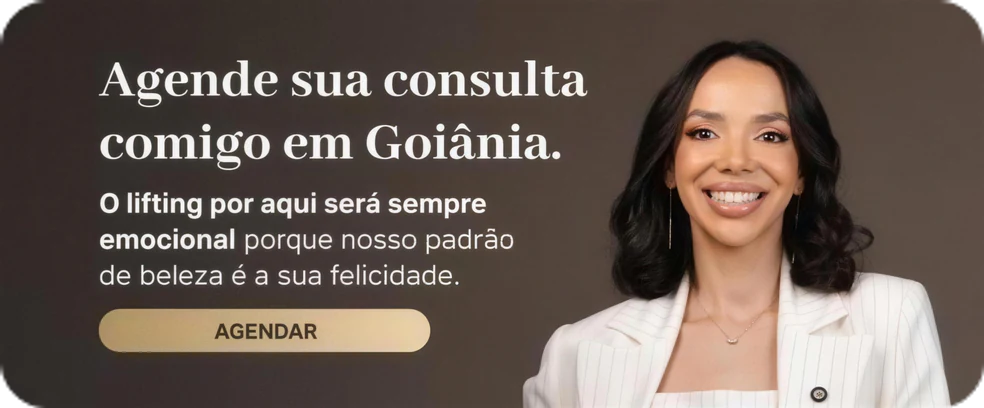Agende sua consulta comigo em Goiânia. O lifting por aqui será sempre emocional porque nosso padrão de beleza é a sua felicidade. Agendar.